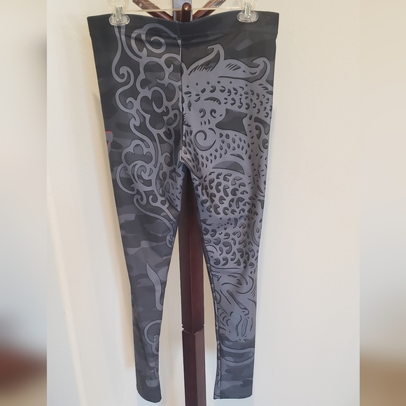 Punk Robb grey "Revolution" leggings, size XL - Picture 2 of 7